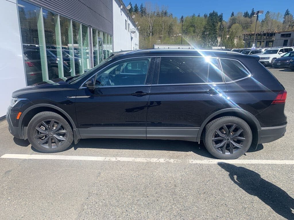 2022 VOLKSWAGEN Tiguan