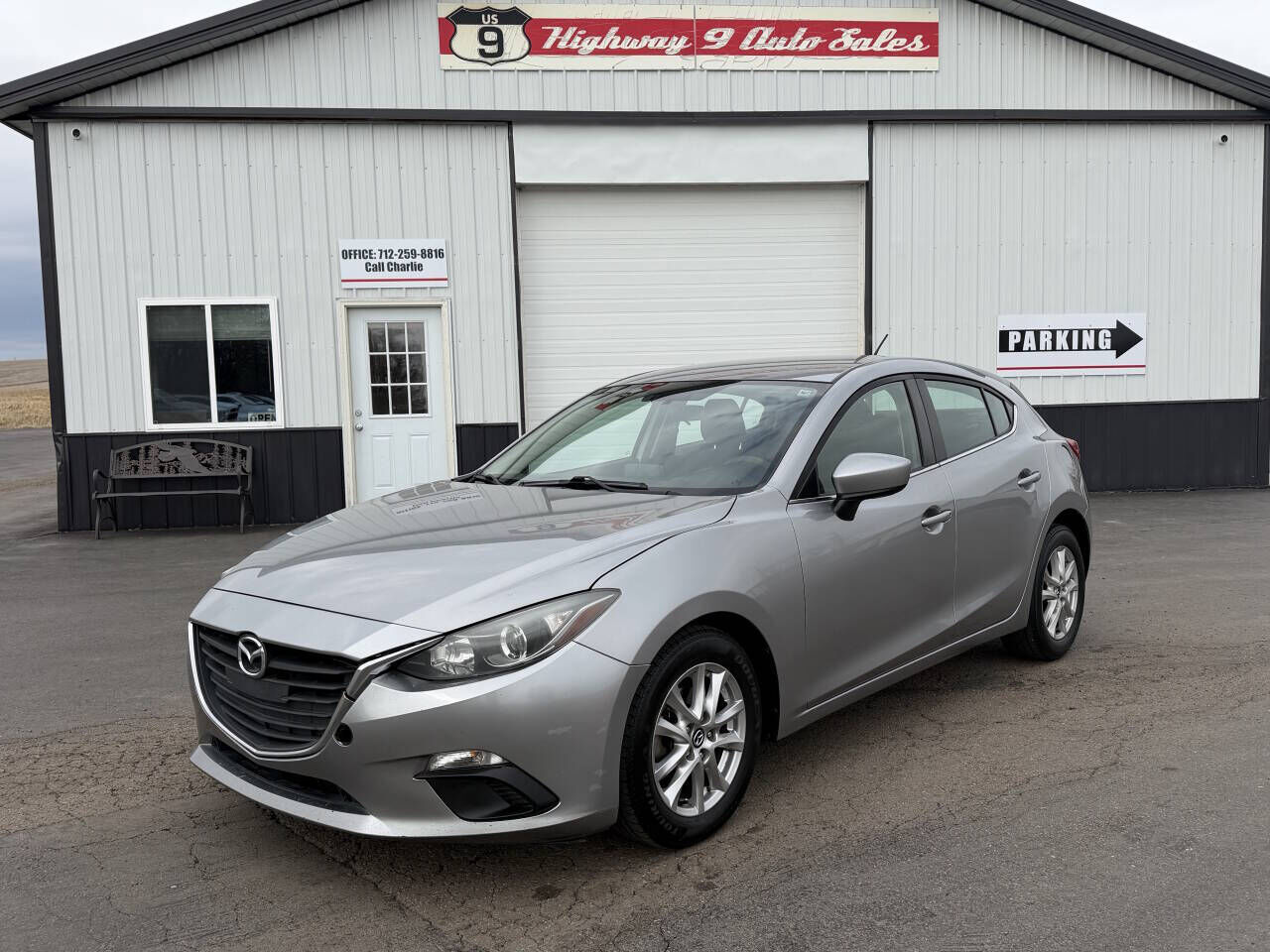 2016 MAZDA Mazda3