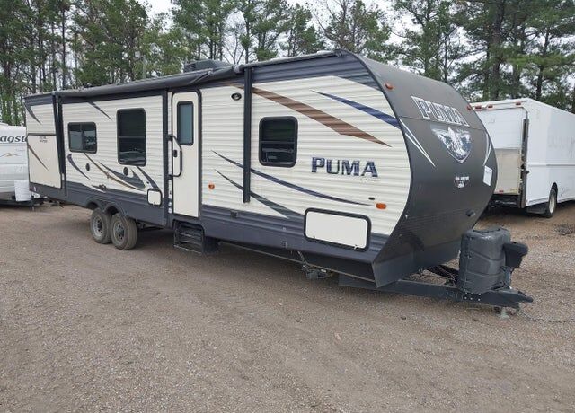 2017 FOREST RIVER Puma Towables