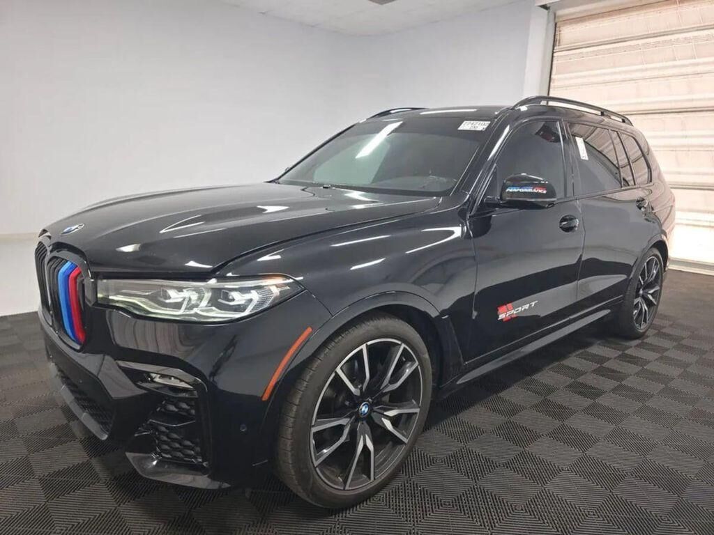 2021 BMW X7