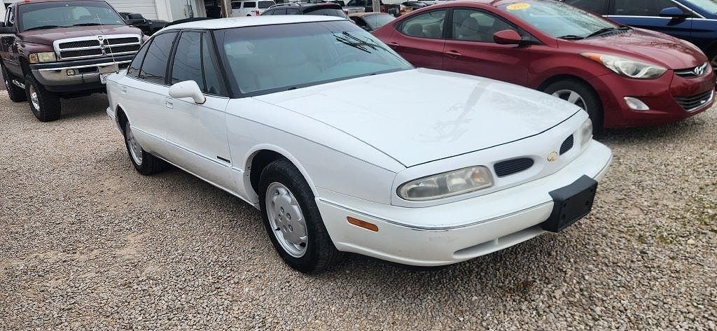 1999 OLDSMOBILE Regency
