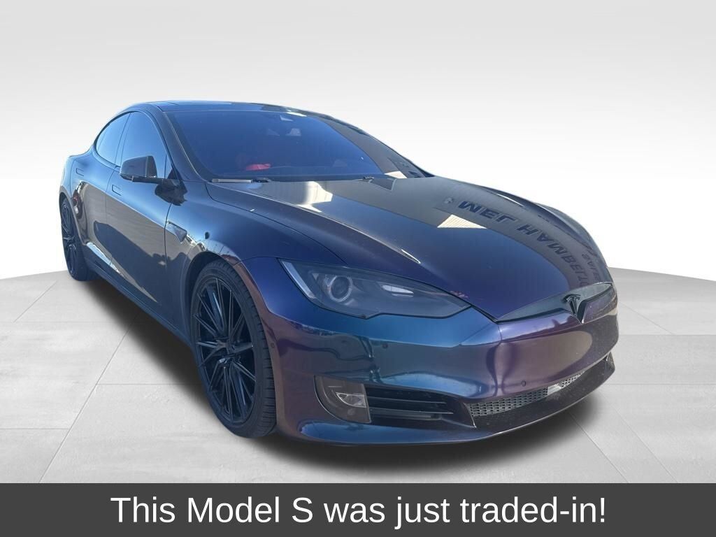 2016 TESLA Model S