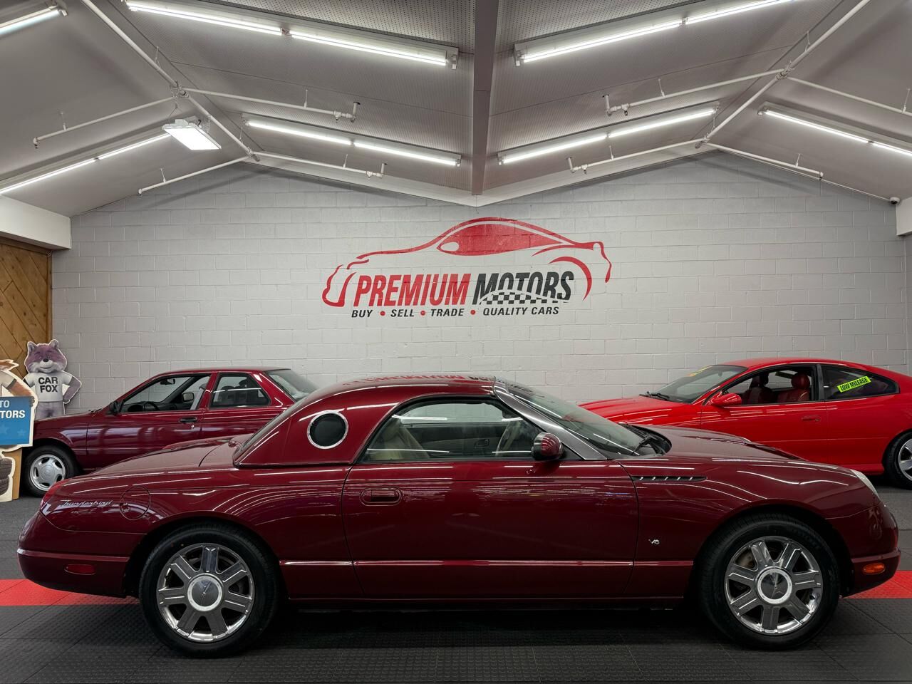 2004 FORD Thunderbird