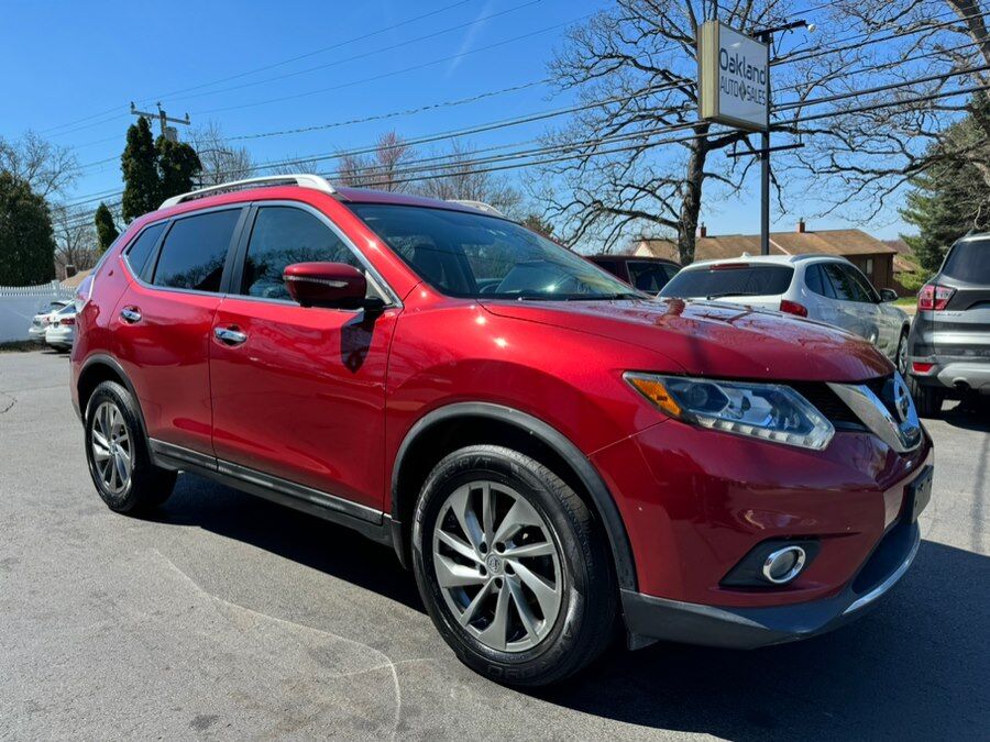 2015 NISSAN Rogue