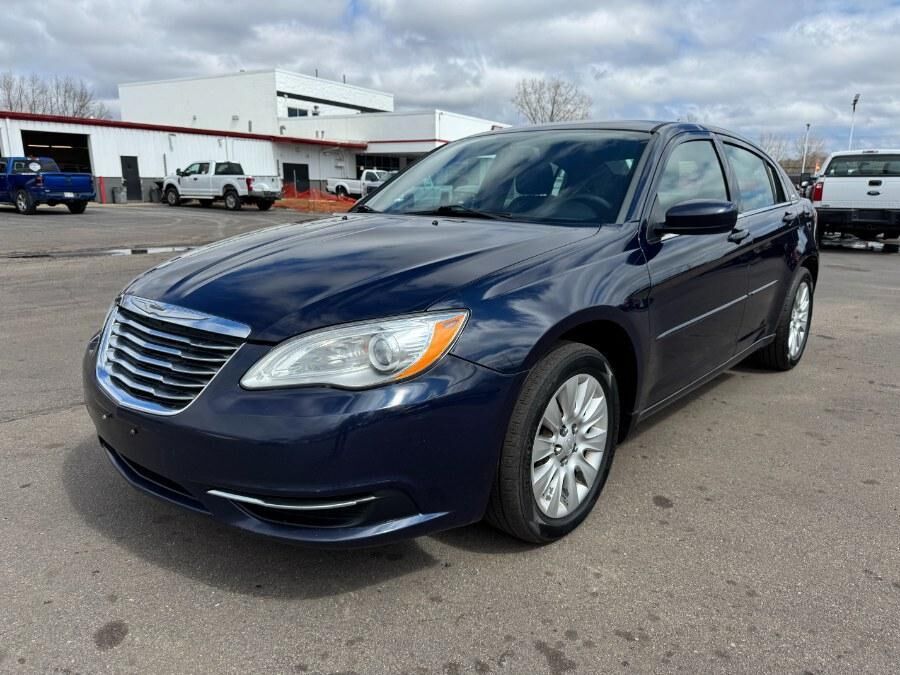 2014 CHRYSLER 200