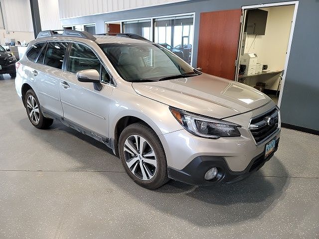2018 SUBARU Outback