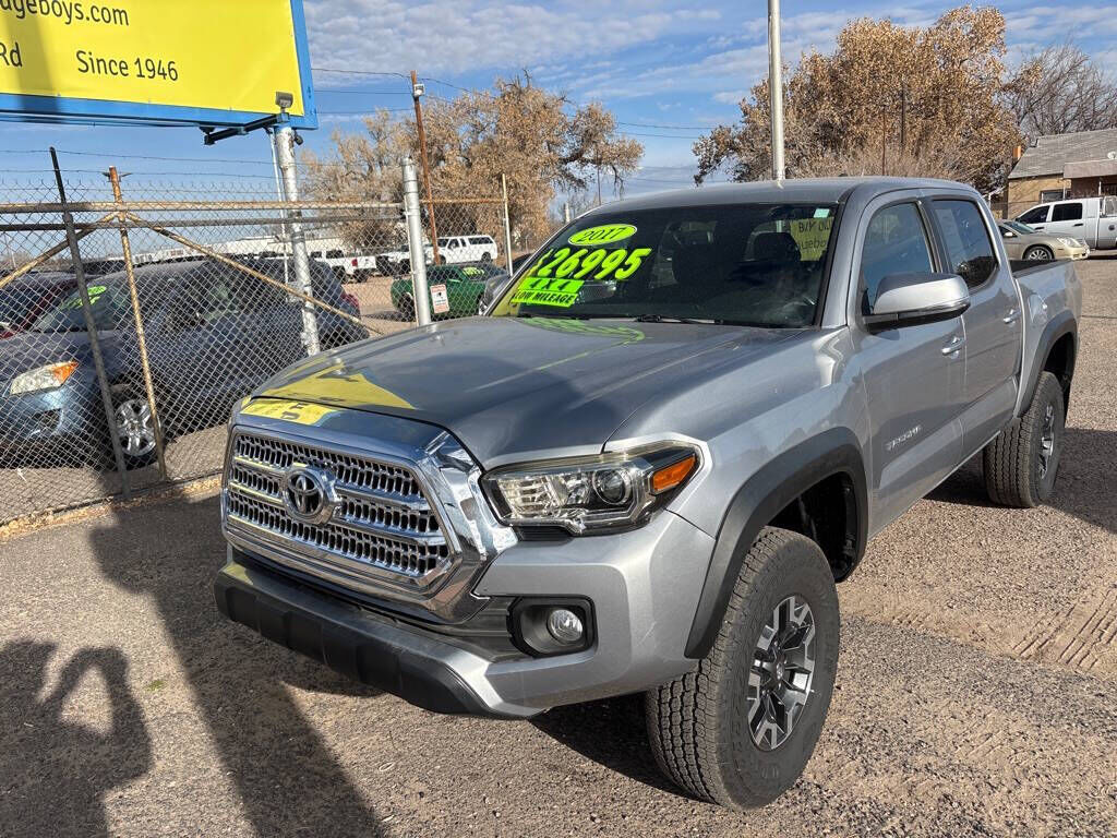 2017 TOYOTA Tacoma