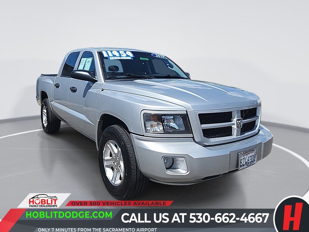 2011 DODGE Dakota
