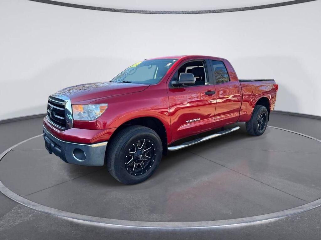2013 TOYOTA Tundra