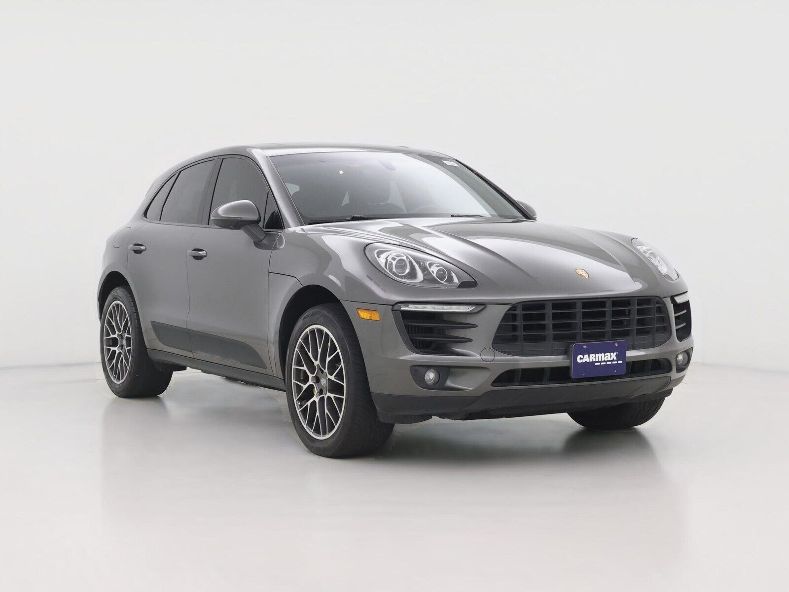 2016 PORSCHE Macan