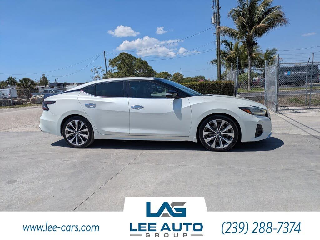 2019 NISSAN Maxima