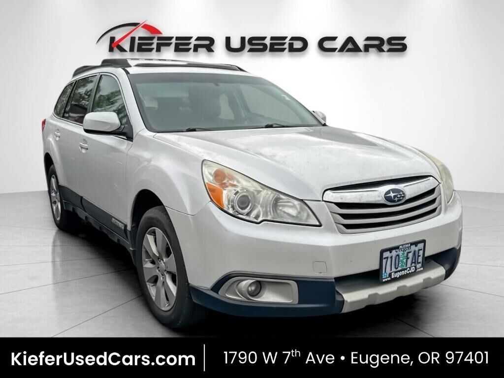 2011 SUBARU Outback
