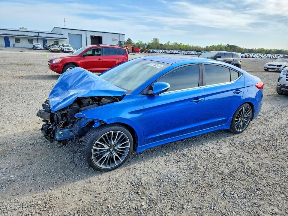 2018 HYUNDAI Elantra