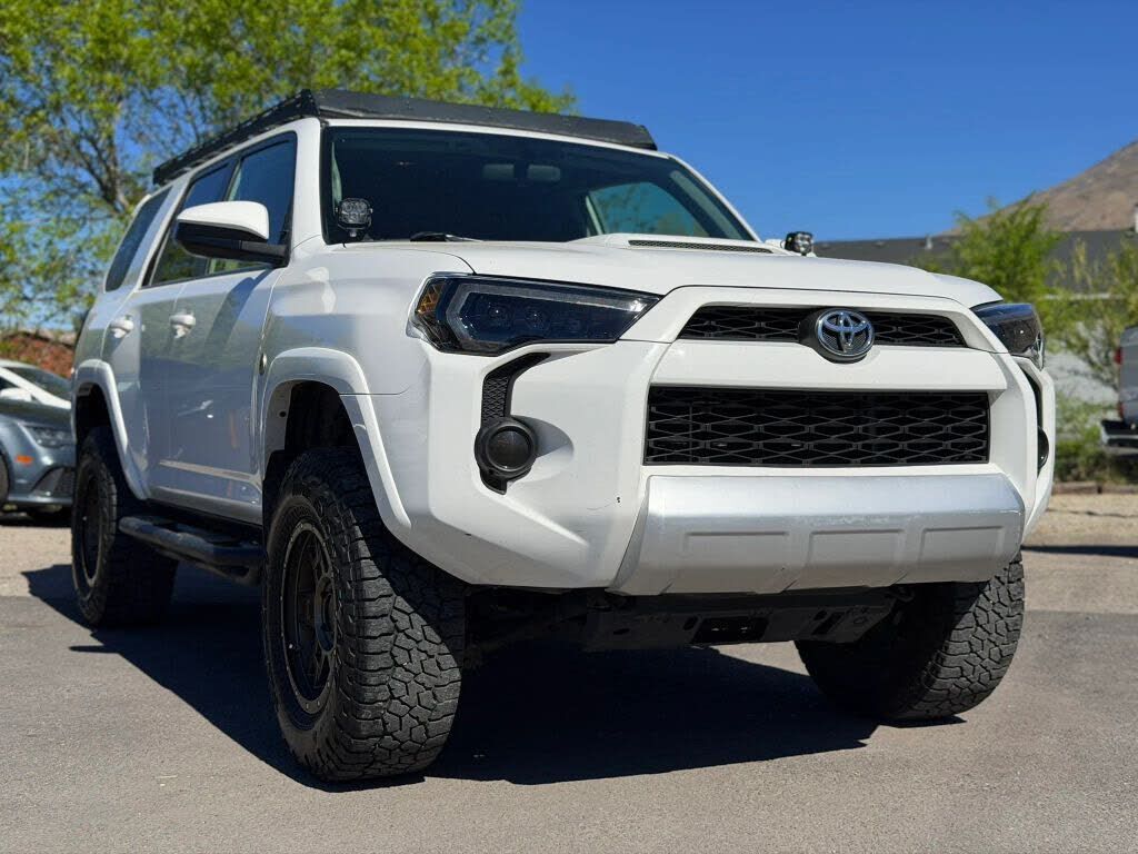 2016 TOYOTA 4-Runner