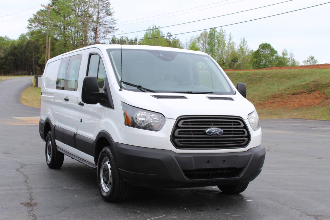 2017 FORD Transit