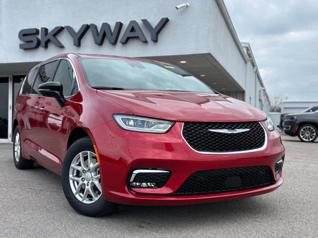 2026 CHRYSLER Pacifica