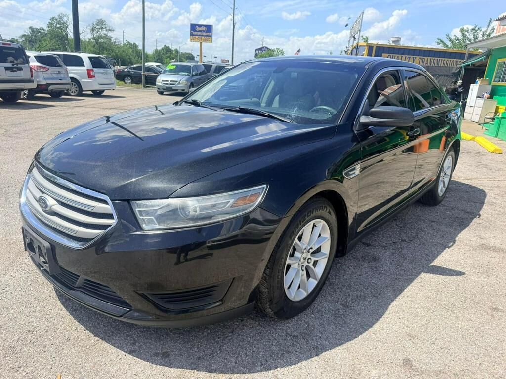 2013 FORD Taurus