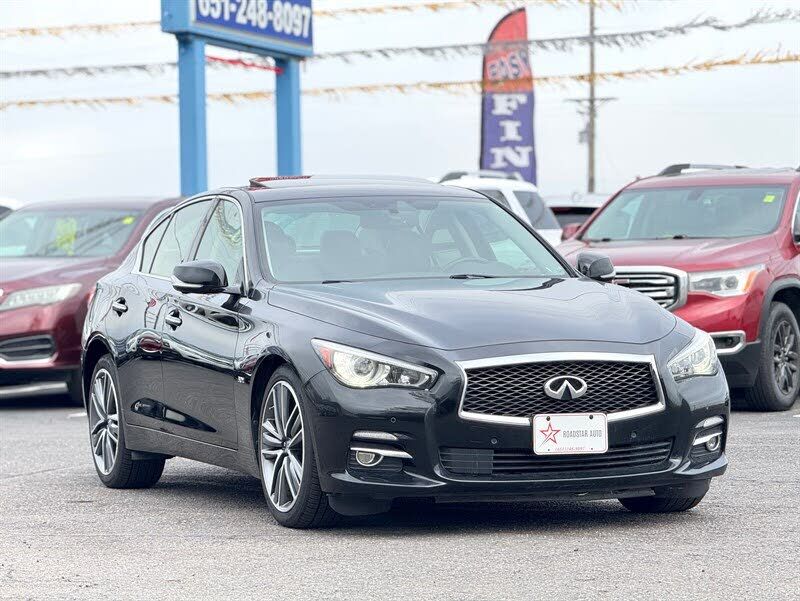 2016 INFINITI Q50