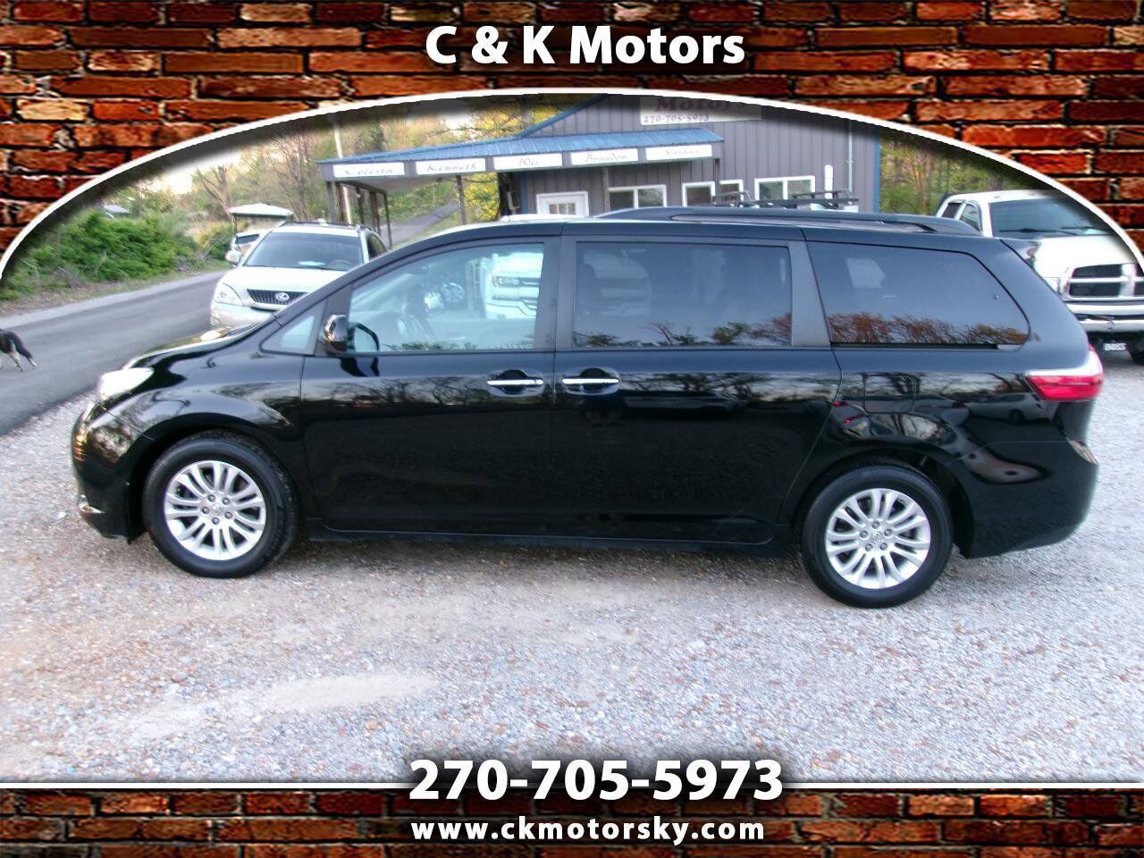 2015 TOYOTA Sienna