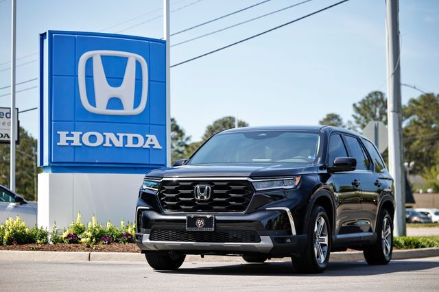 2025 HONDA Pilot