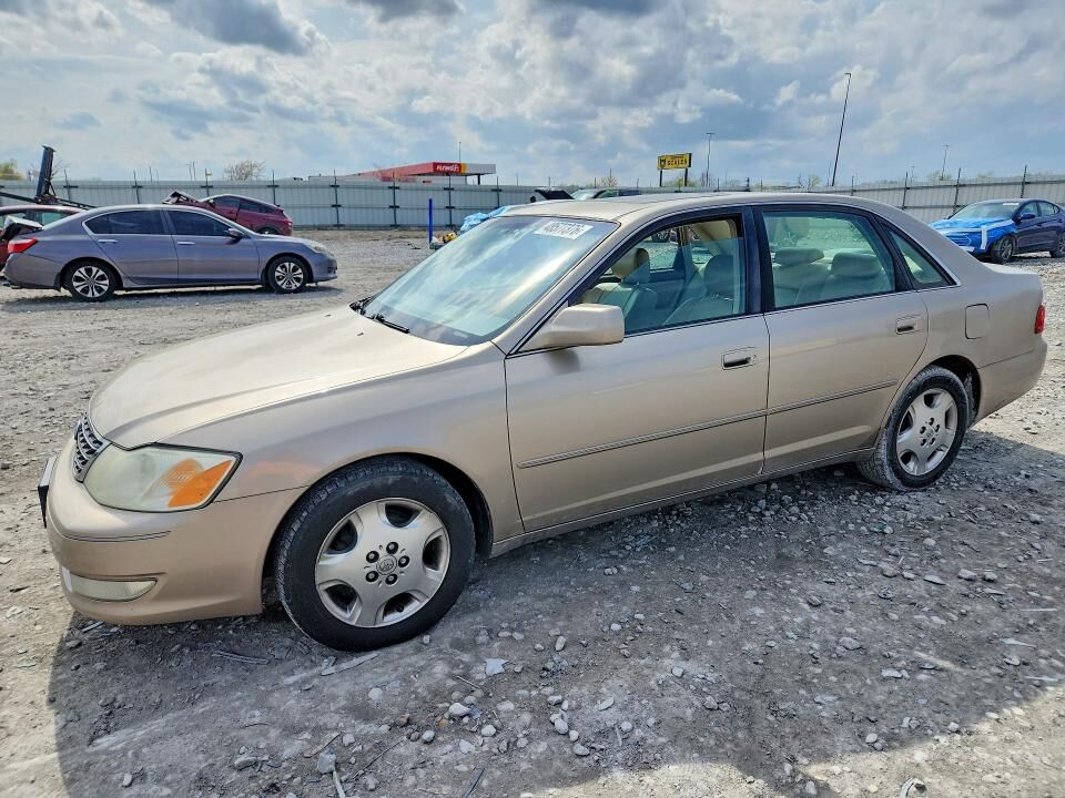 2004 TOYOTA Avalon