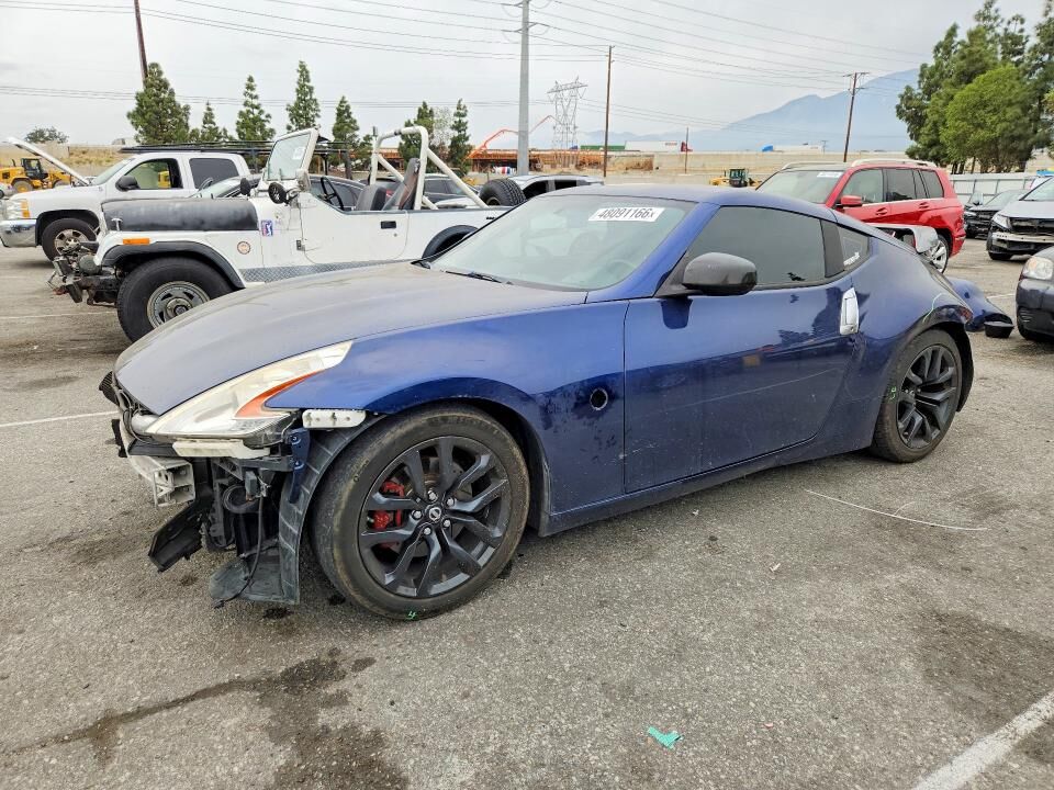 2017 NISSAN 370Z