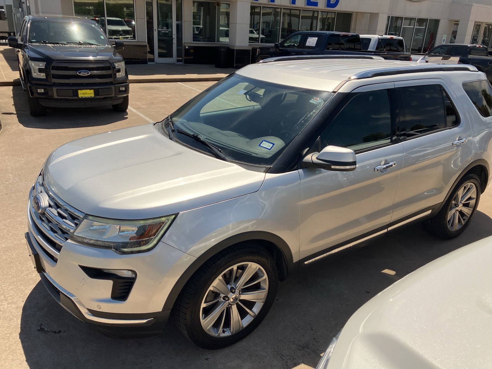 2019 FORD Explorer