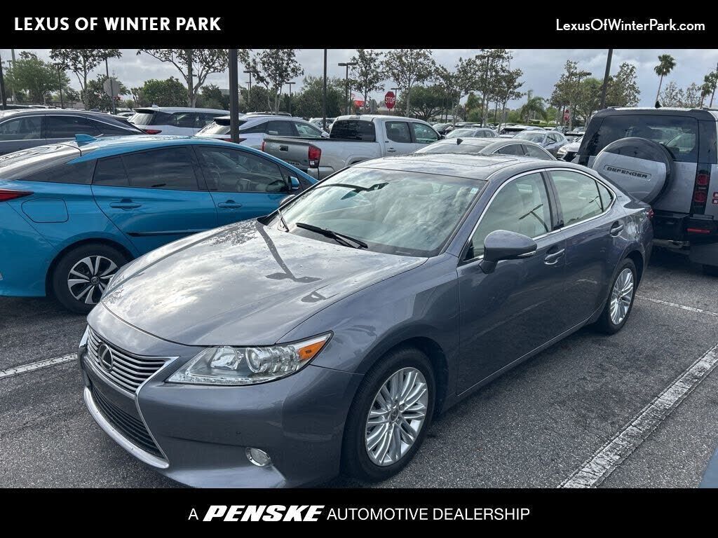 2013 LEXUS ES