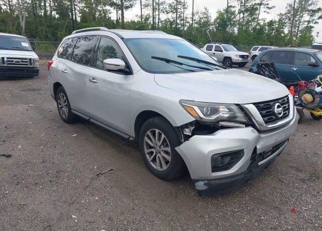2017 NISSAN Pathfinder
