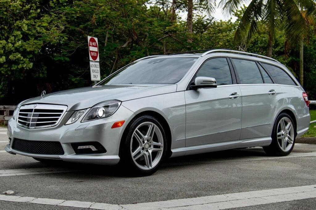 2013 MERCEDES-BENZ E-Class