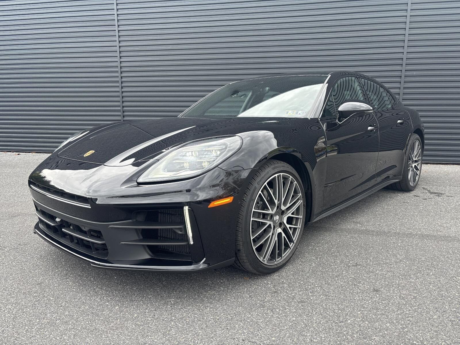 2025 PORSCHE Panamera