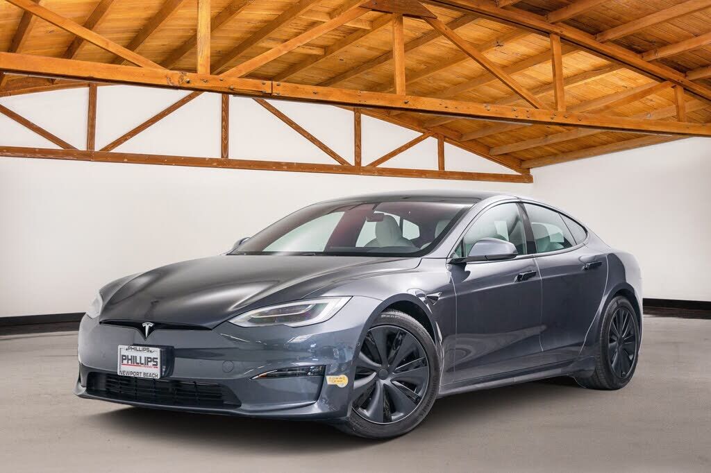 2022 TESLA Model S