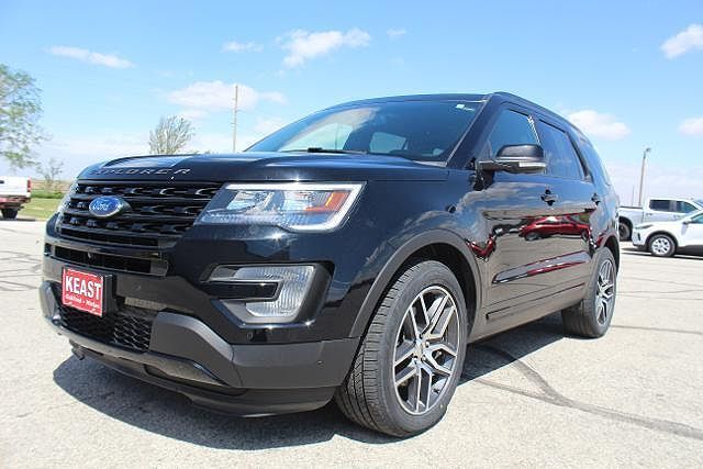 2017 FORD Explorer