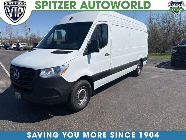 2025 MERCEDES-BENZ Sprinter