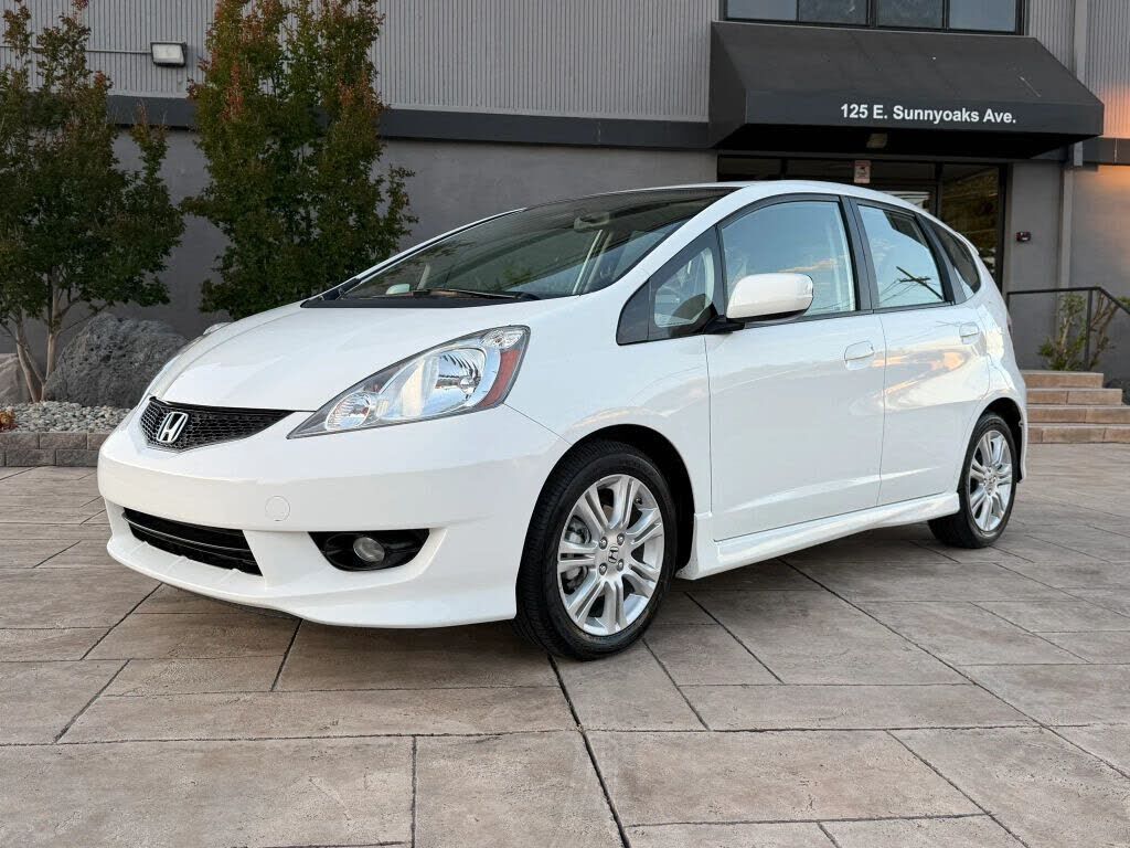2011 HONDA Fit