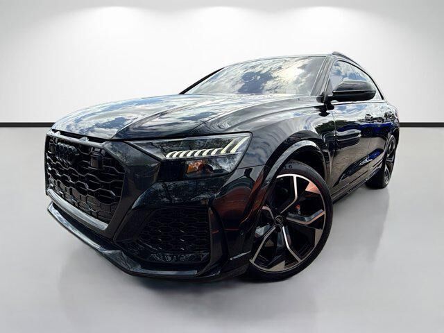 2023 AUDI RS Q8