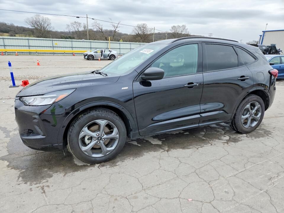 2024 FORD Escape