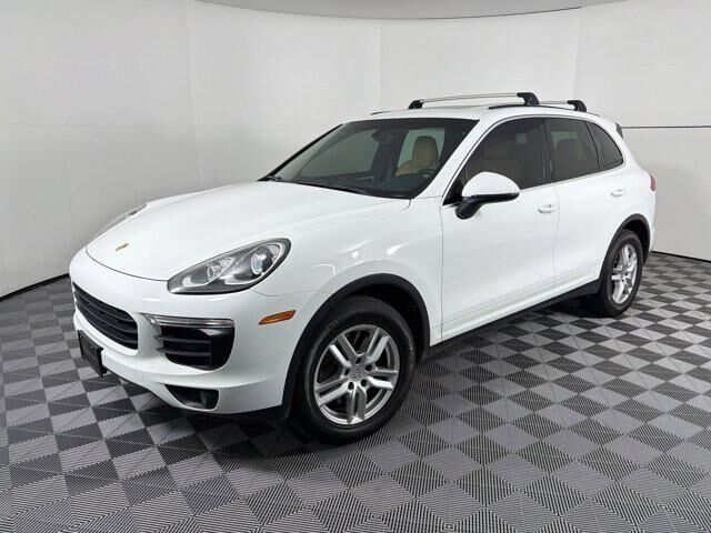 2016 PORSCHE Cayenne