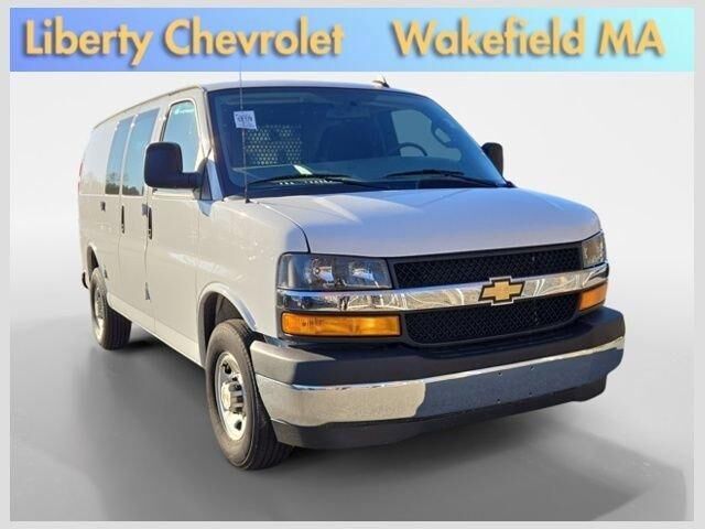 2022 CHEVROLET Express