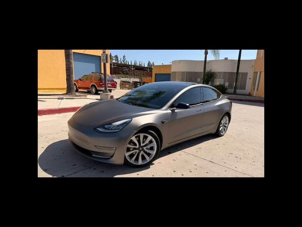 2018 TESLA Model 3