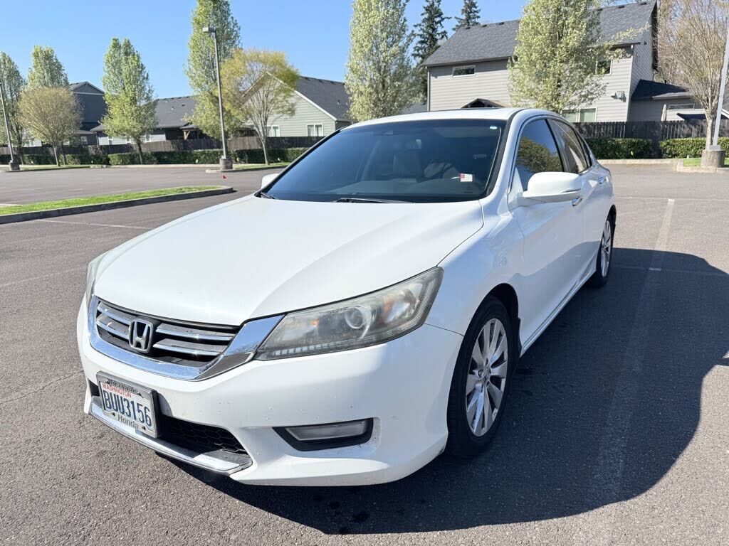 2013 HONDA Accord