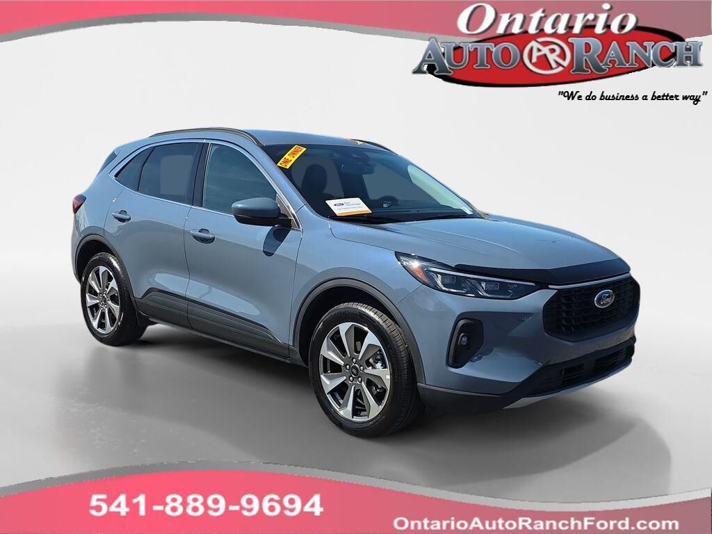 2025 FORD Escape