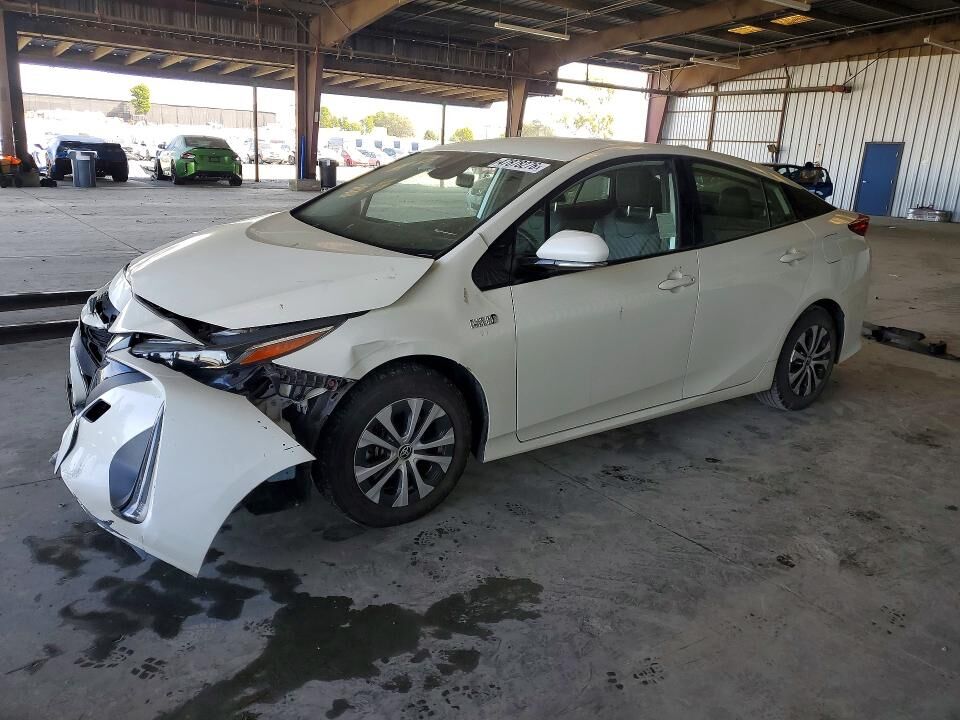 2020 TOYOTA Prius