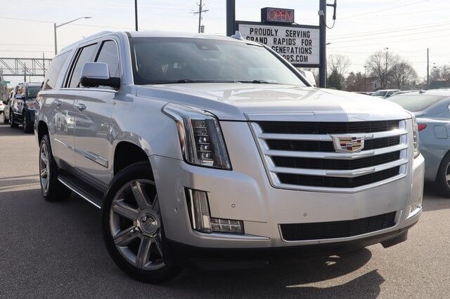 2018 CADILLAC Escalade ESV