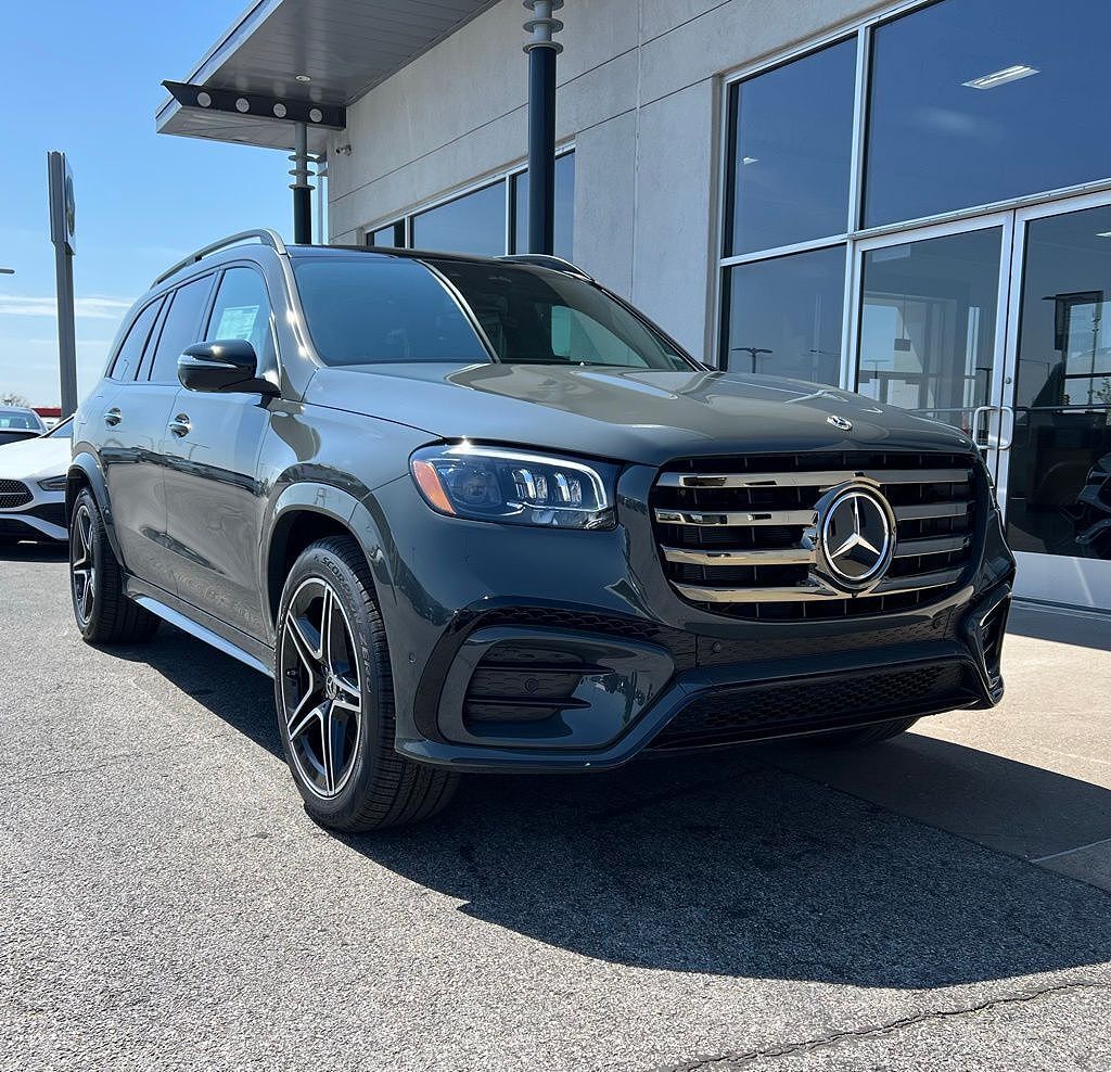 2026 MERCEDES-BENZ GLS-Class
