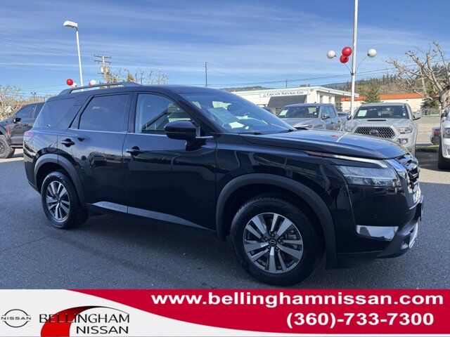 2022 NISSAN Pathfinder