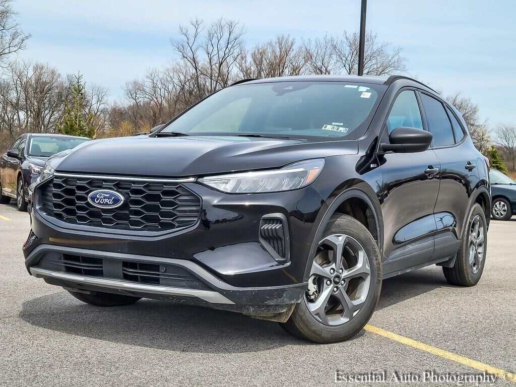 2025 FORD Escape