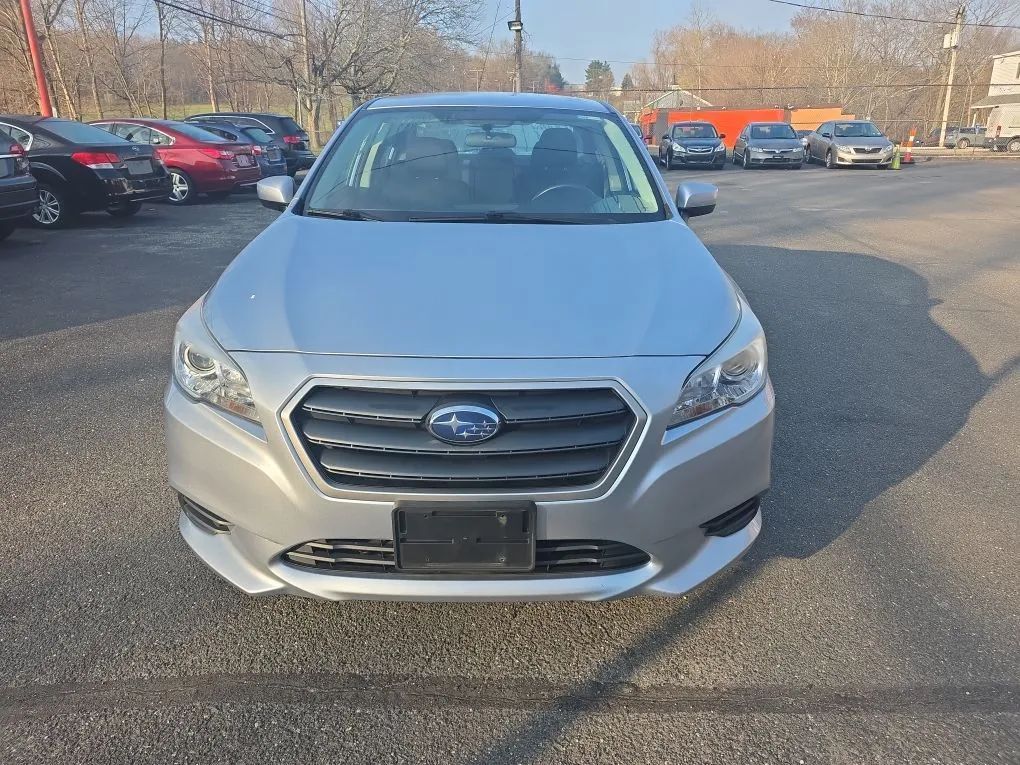 2017 SUBARU Legacy
