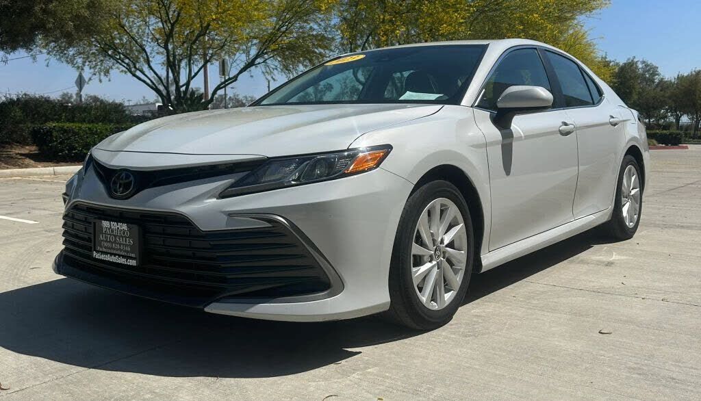 2023 TOYOTA Camry