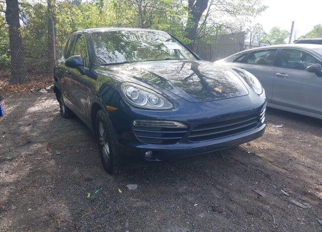 2012 PORSCHE Cayenne